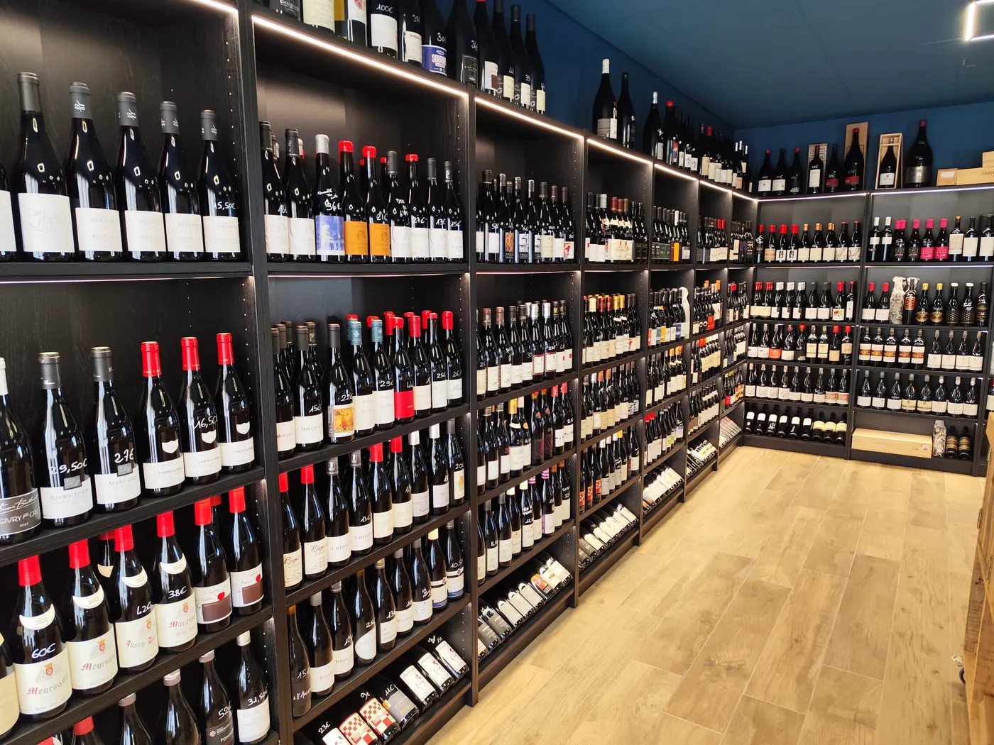La boutique Cave de Gilbert à Marcy-l'Étoile